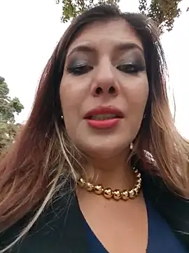 scarlett_moore's Webcam Show