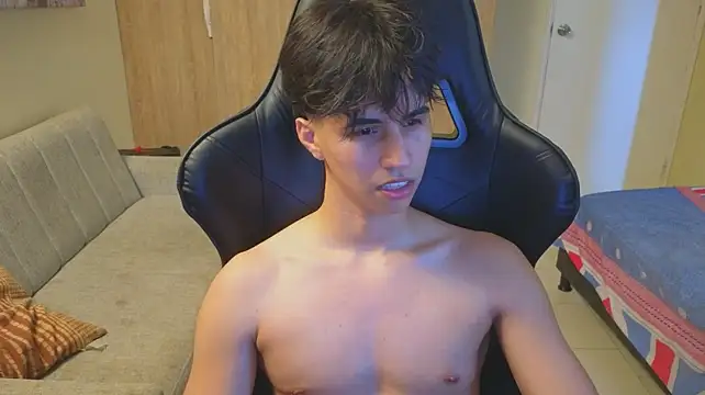 Show modela carl_dixon na web-kameri