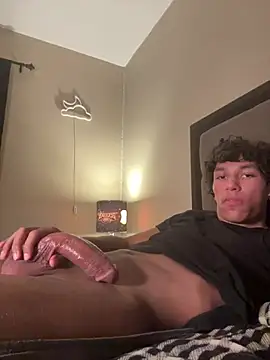 Skinnyywithbigdick Webcam-Show