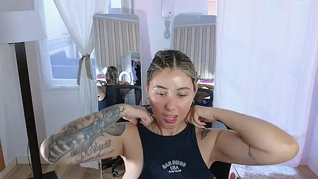 Tawny_cox 라이브 XXX 채팅