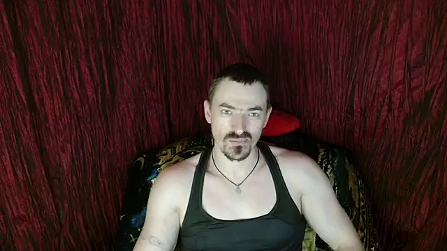 Show modela ConanJones na web-kameri