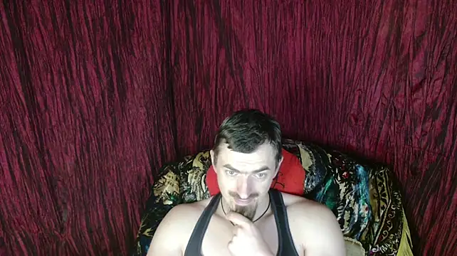 Show modela ConanJones na web-kameri
