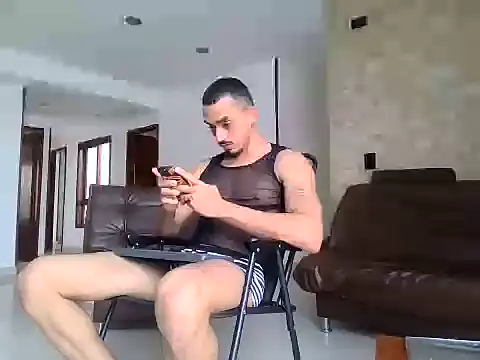YakedCrus Webcam show