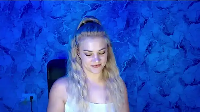 Chat +18 de nika_gold1 ao vivo