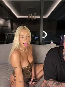 SexOnMyLvL 网络视讯表演