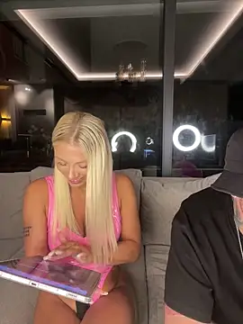 SexOnMyLvL's Webcam Show