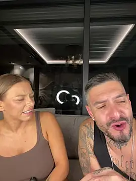SexOnMyLvL: вебкам-шоу