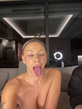 הופעת וובקאם של SexOnMyLvL
