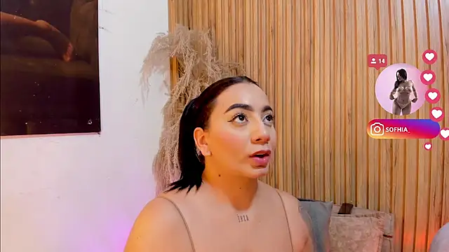 Онлайн чат XXX sofhiaa_adaams