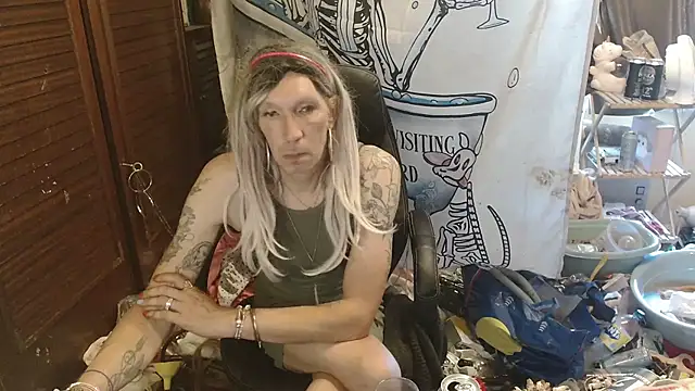 Show modela Ombeline1 na web-kameri