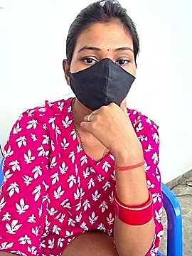 Priya_04's Webcam Show