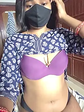 عرض كام Priya_04