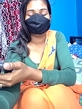 Priya_04's Webcam Show