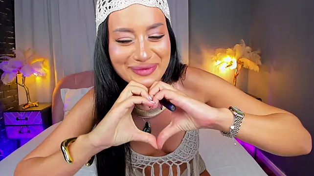XXX chat uživo modela AmedeeaBanks