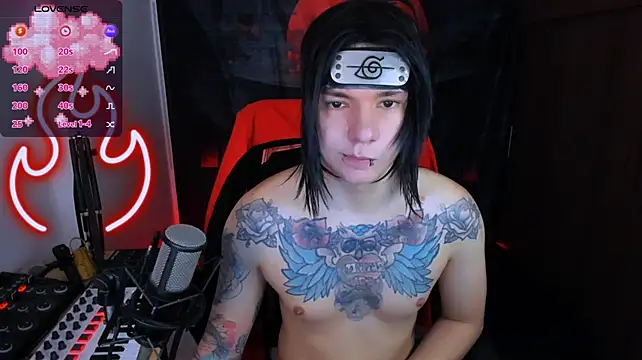Adam_Rocket Live XXX-chat