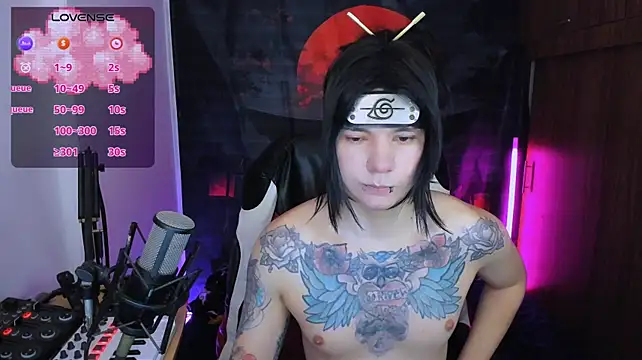 Adam_Rocket Show in webcam