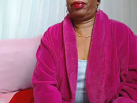 Freakyassnwildx's Live Chat Room