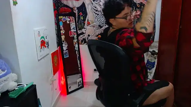 Chat +18 de isabeautyx19 ao vivo