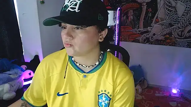 צ'אט XXX בשידור חי של isabeautyx19