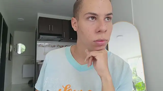 grey___27 webcam show