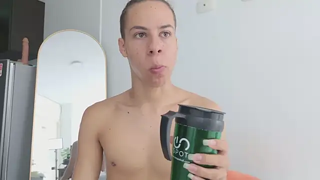 grey___27 Show Webcam