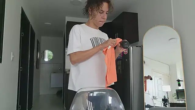 grey___27 webcam show