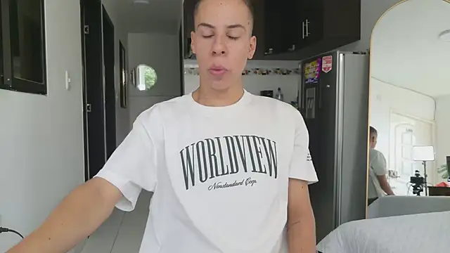 grey___27 webcam show