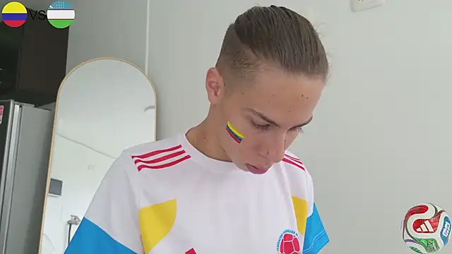 grey___27 Webcam Show