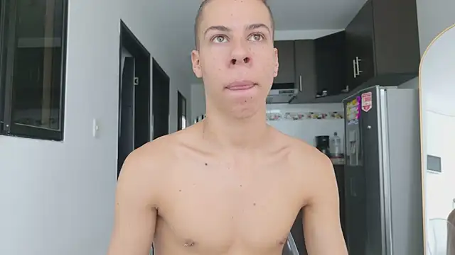 grey___27 Webcam Show