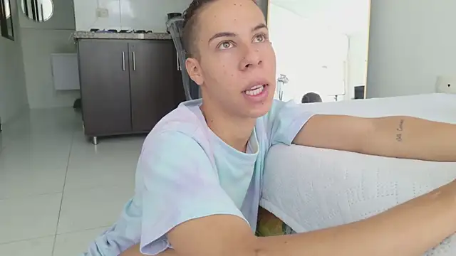 grey___27's Webcam Show