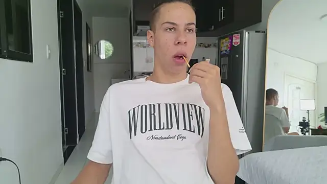 grey___27 Webcamshow