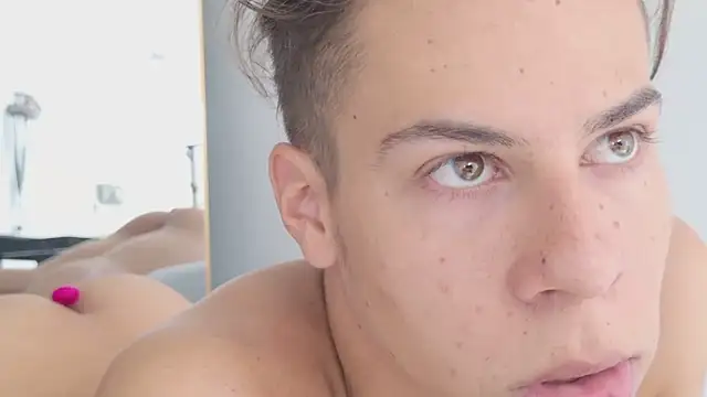 Show Webcam de grey___27