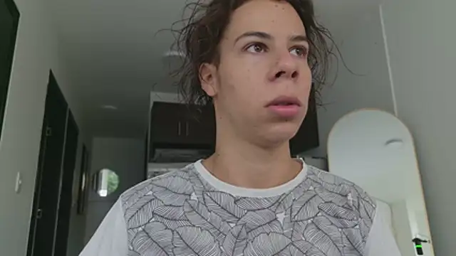 grey___27 Webcamshow