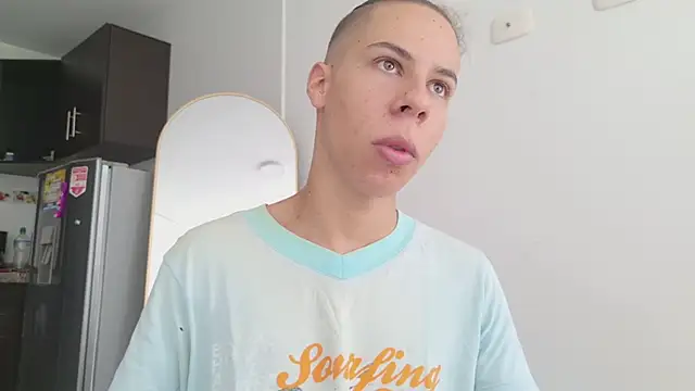 grey___27 Webcam-Show
