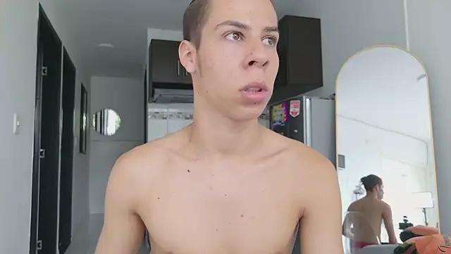 grey___27 Webcam Show