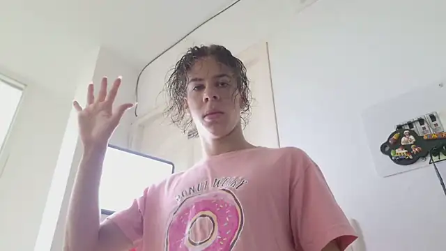 grey___27 Webcam show
