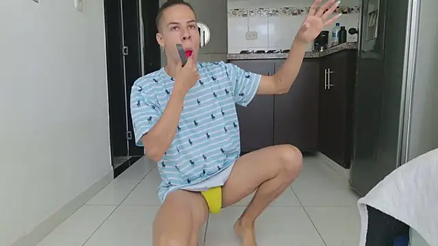 Show modela grey___27 na web-kameri