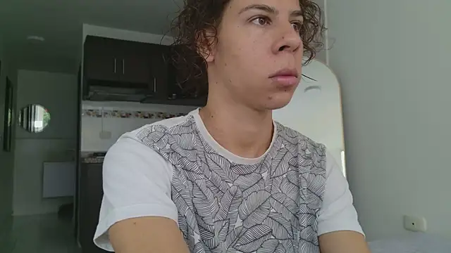 grey___27 Pertunjukan Webcam