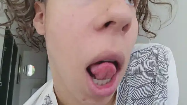 Webkamerová show grey___27