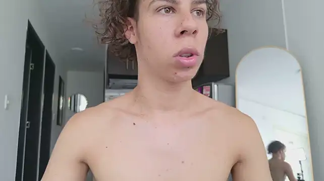 הופעת וובקאם של grey___27