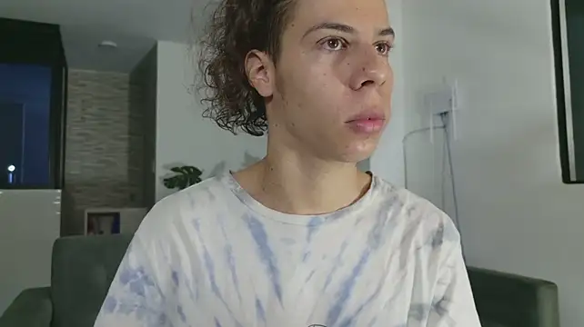 grey___27 网络视讯表演