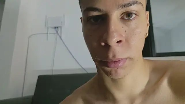 grey___27 – webcam-show