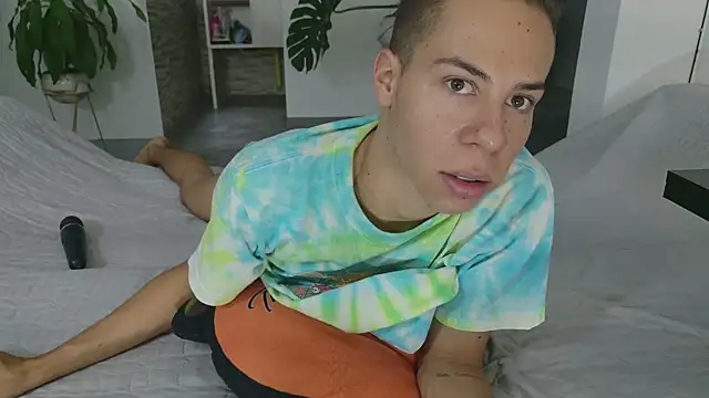 grey___27 webcam show