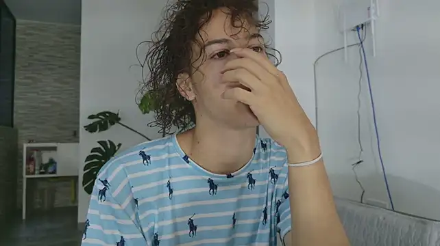 הופעת וובקאם של grey___27