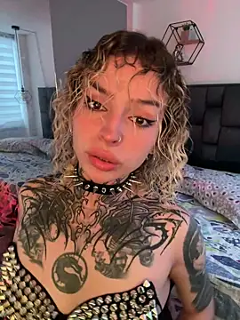 Show de Bonnie_vega na webcam