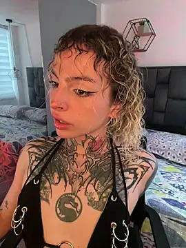 Bonnie_vega Show in webcam