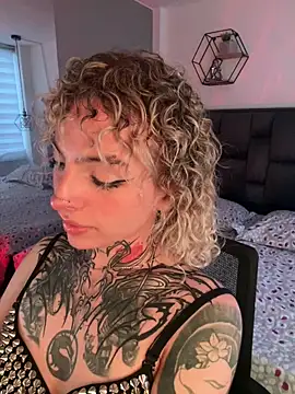 Bonnie_vega Show in webcam