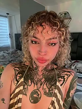 Show modela Bonnie_vega na web-kameri