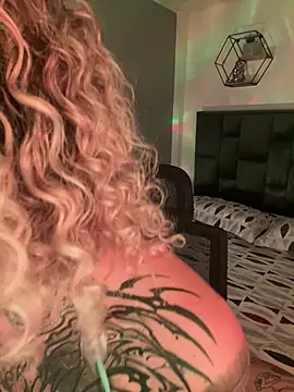 Show de Bonnie_vega na webcam