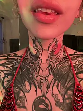 Show modela Bonnie_vega na web-kameri